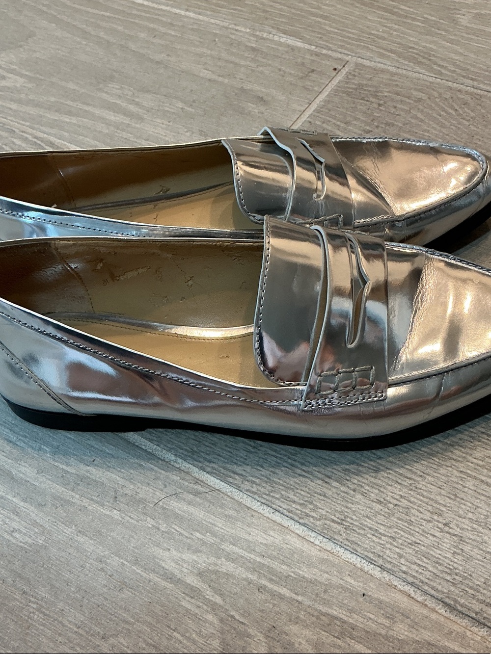 Michael Kors Metallic Silver Women’s Penny Loafers Sz 10M EU41 - Picture 4 of 8